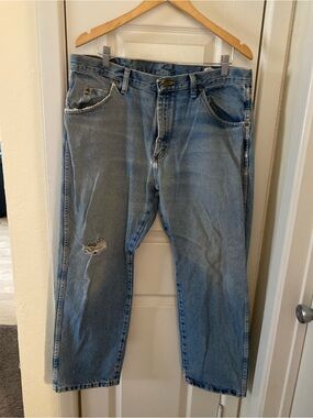 Wrangler Light Blue Straight Leg Men's Jeans